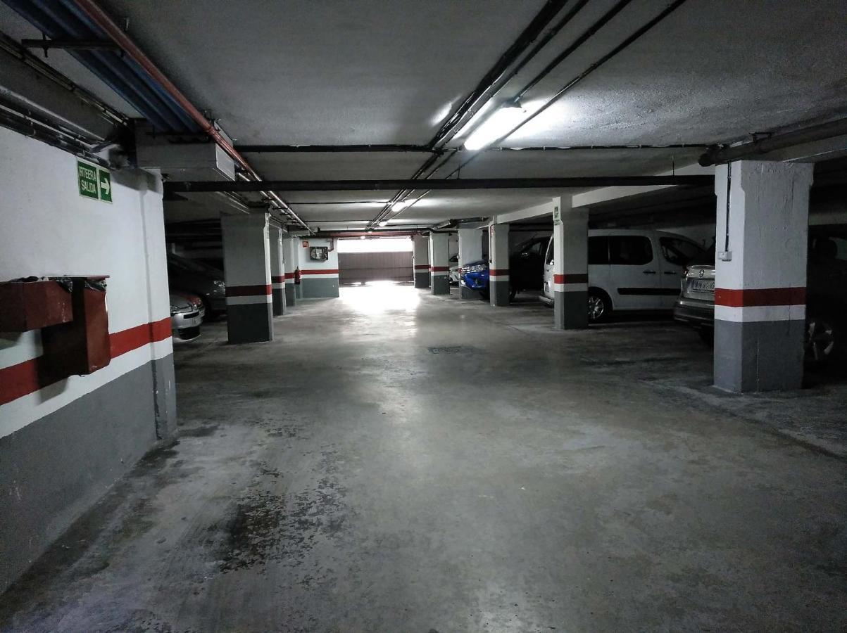 Andramari Tourist Home Parking& Wifi Amorebieta-Etxano Exterior foto